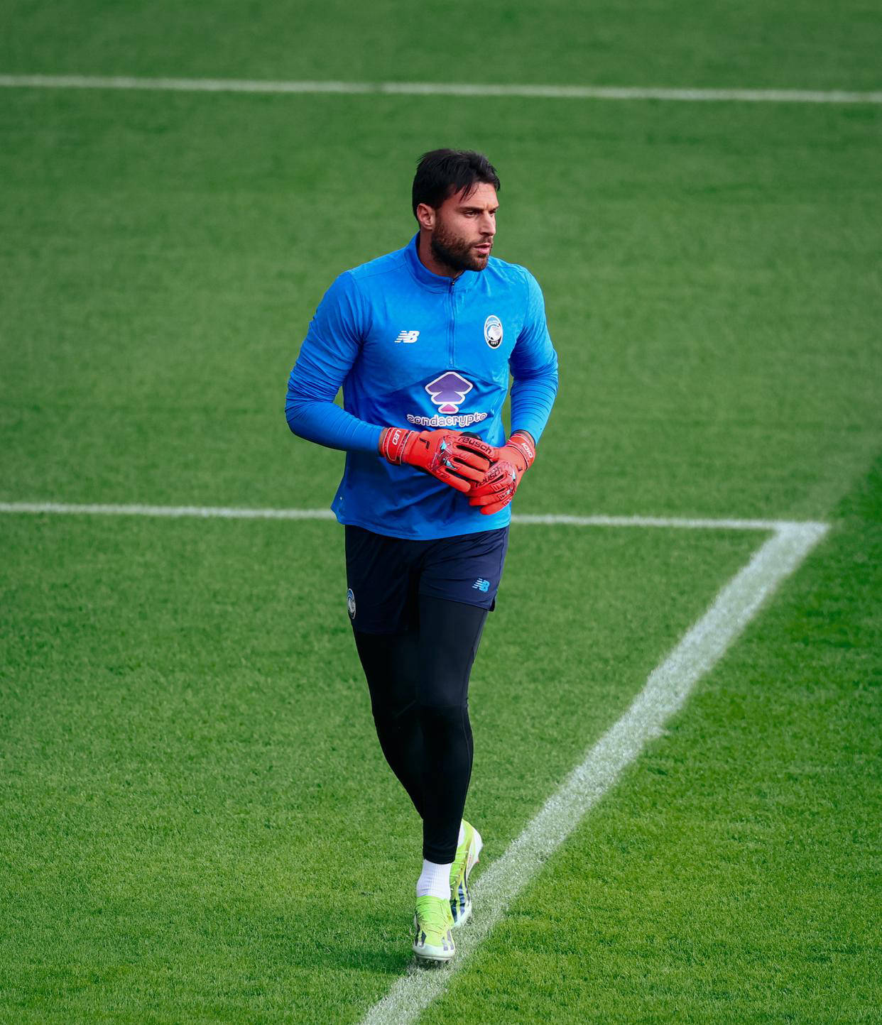 爱游戏体育 -意甲赛前走向成谜；山东泰山伤情更新；震撼外界；轮换策略成焦点的简单介绍